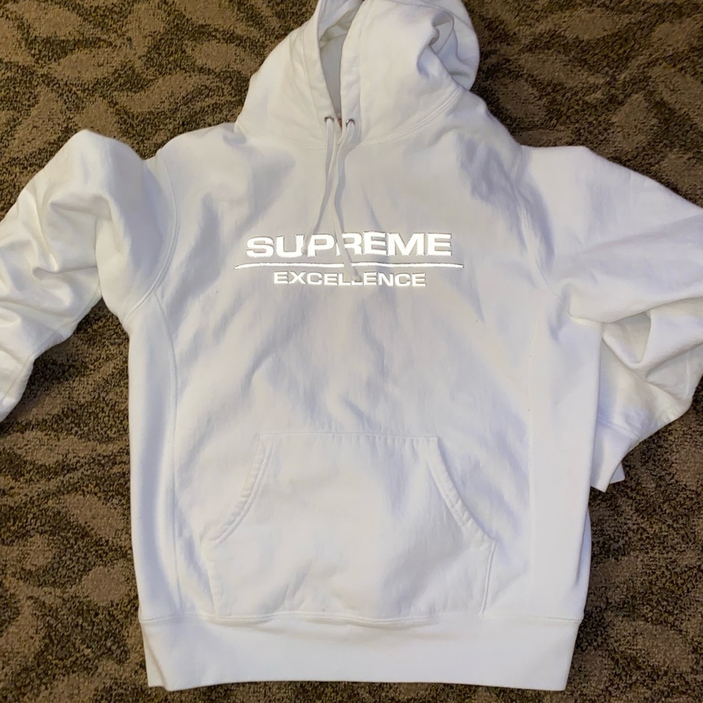 Supreme hoodie